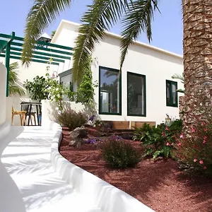 Hébergement de vacances Unique, Stylish & Calm El Estanque By The Sea, Adults Only, Costa Teguise